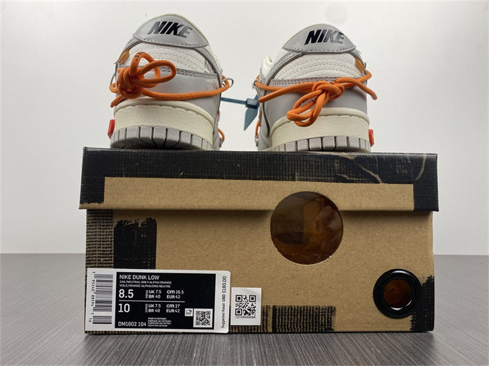 NK Dunk Low OW Lot 44 DM1602-104 detail 5