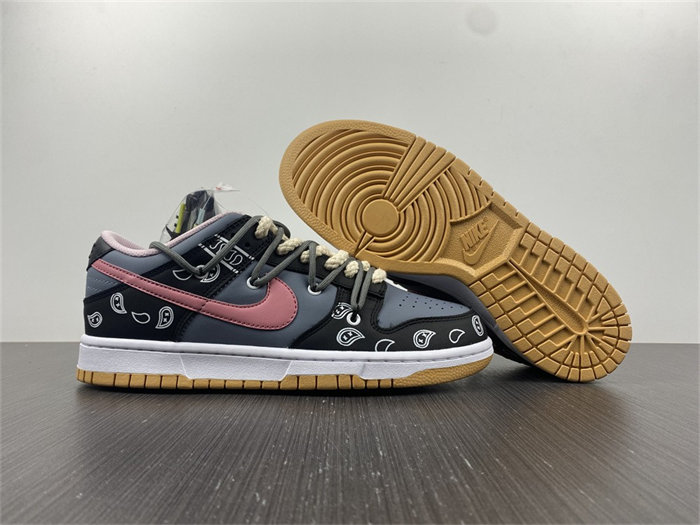 NK Dunk Low SE FREE DH0952-001 detail 3