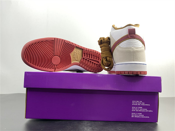 NK SB Dunk High Sail Bright Crimson CV9499-100 detail 6