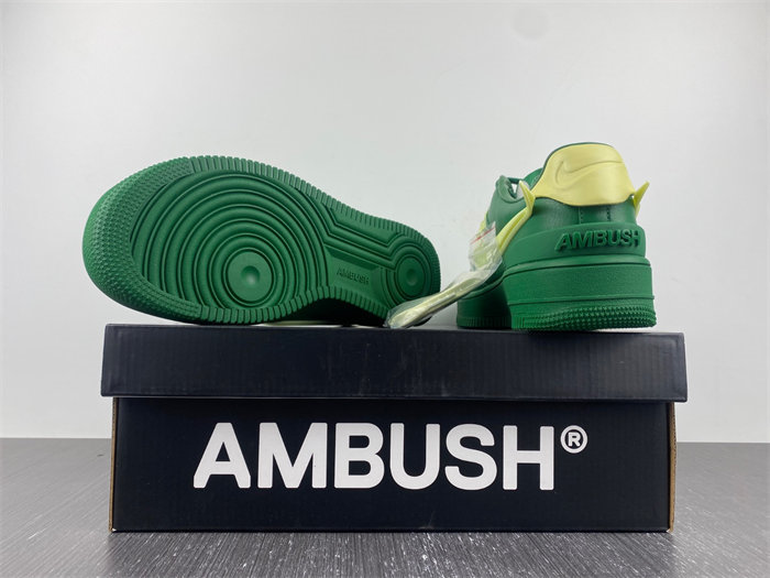 NK Air Force 1 Low SP AMBUSH Pine Green DV3464-300 detail 3