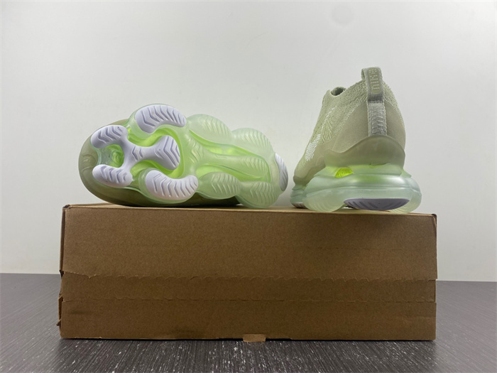 NK Air Max Scorpion FK Olive Aura DJ4702-300 detail 3