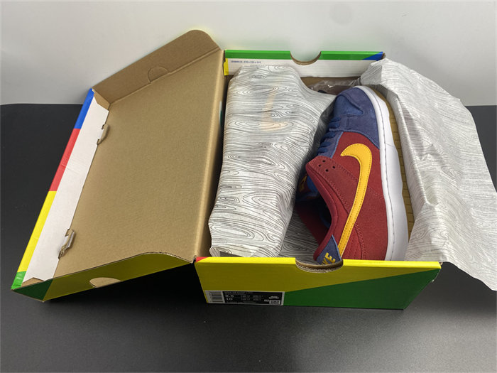 NK SB Dunk Low Barcelona DJ0606-400 detail 7