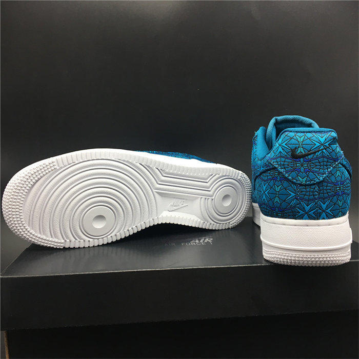 NK Air Force 1 Low Stained Glass Green Abyss AT4144-300 detail 6