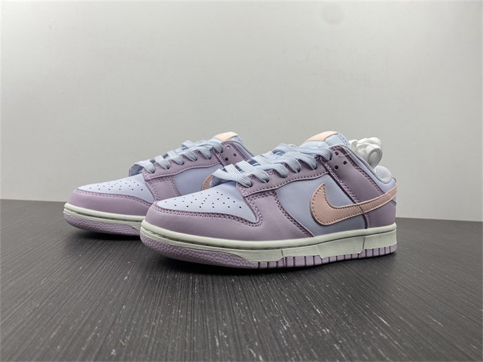 NK Dunk Low Easter DO1503 001