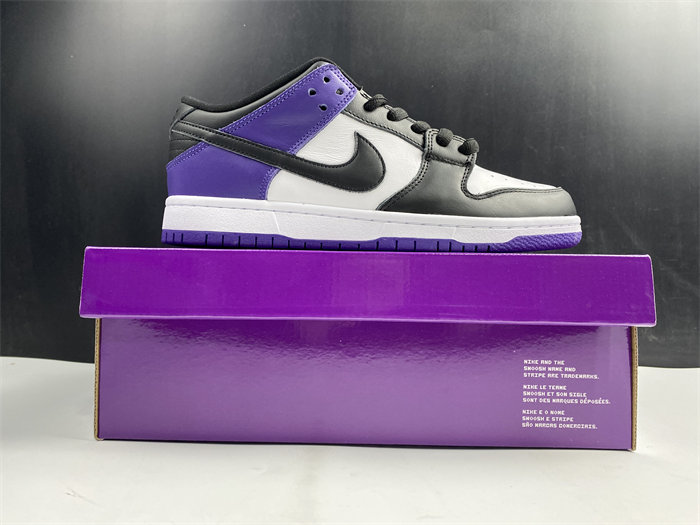 NK SB Dunk Low Court Purple BQ6817-500 detail 3