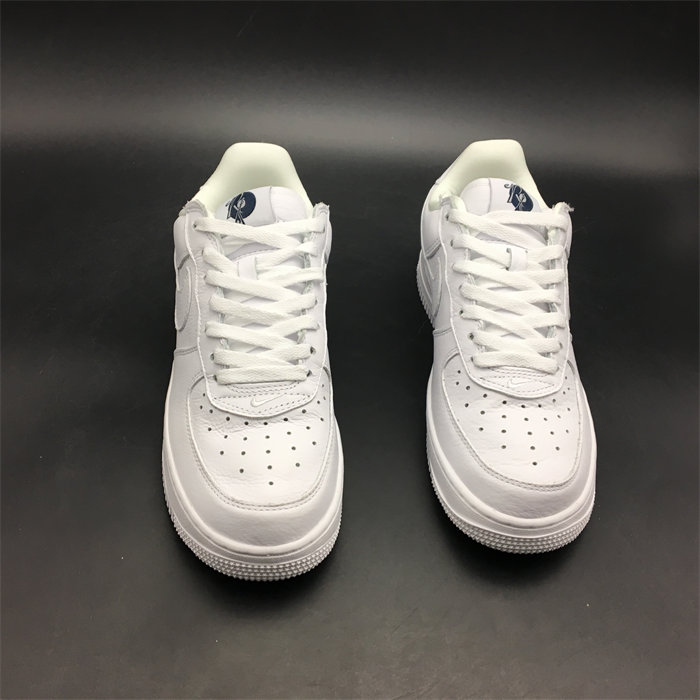 NK Air Force 1 Low Roc-A-Fella AO1070-101 detail 4
