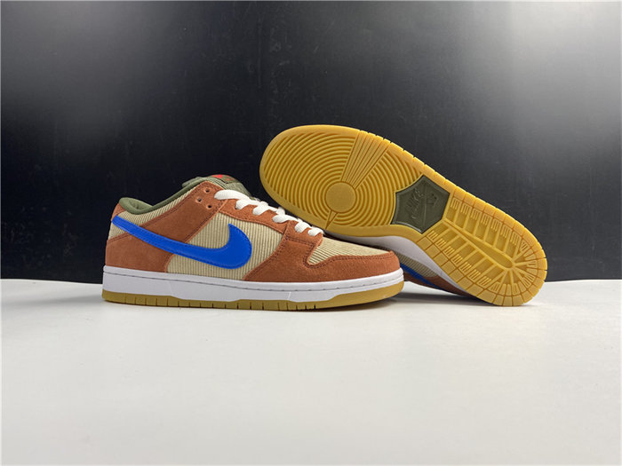 NK SB Dunk Low Corduroy Dusty Peach BQ6817-201 detail 3