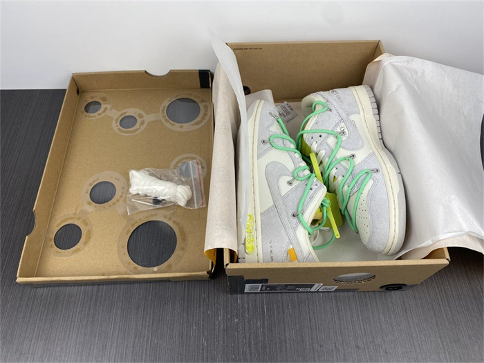 NK Dunk Low OW Lot 36 DJ0950-107 detail 7