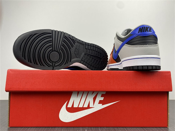 NK Dunk Low EMB NBA 75th Anniversary Knicks DD3363-002 detail 6