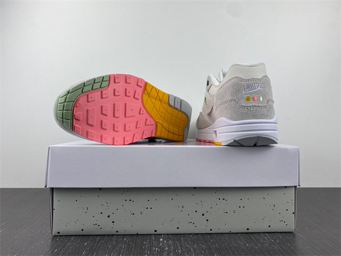 NK Air Max 1 PRM FB4959-121 detail 3