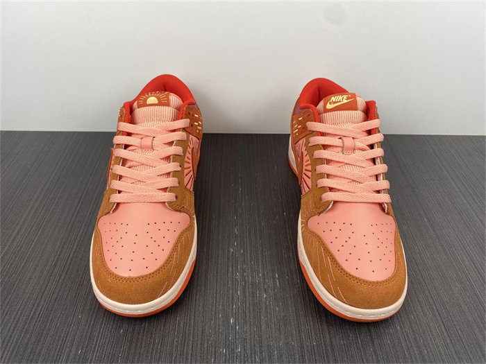 NK Dunk Low NH Winter Solstice DO6723-800 detail 4
