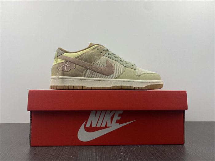 NK Dunk Low On the Bright Side DQ5076-121 detail 7