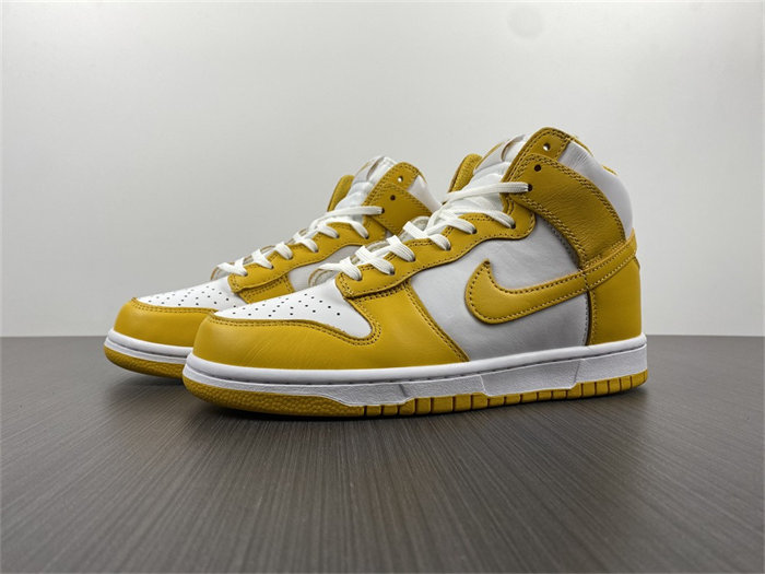 NK Dunk High Dark Sulfur DD1869-106