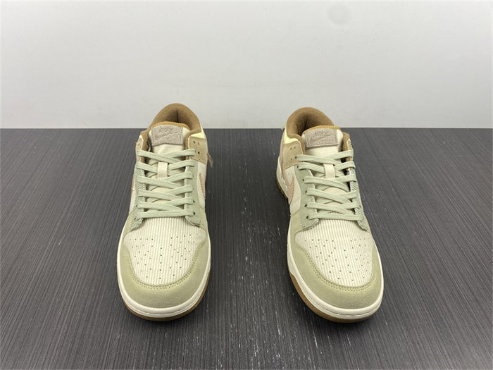 NK Dunk Low On the Bright Side DQ5076-121 detail 4