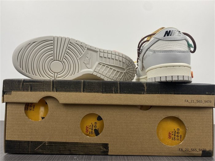 NK Dunk Low OW Lot 46 DM1602-102 detail 6