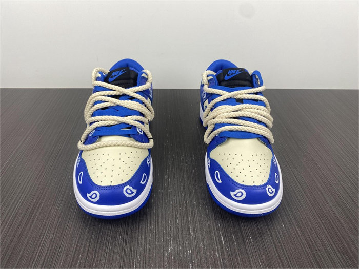 NK Dunk Low DD1391-001 detail 4