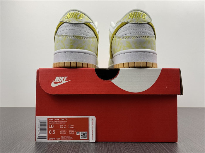 NK Dunk Low Yellow Strike DM9467-700 detail 5
