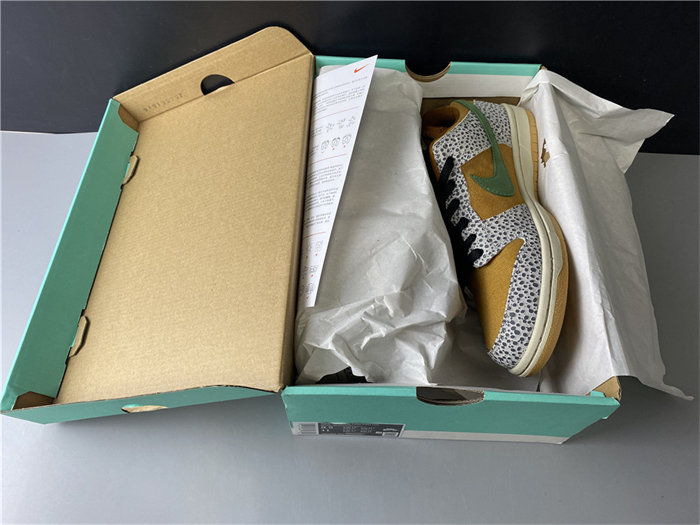 NK SB Dunk Low Safari CD2563-002 detail 7