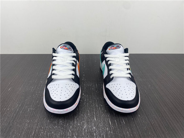 NK Dunk Low Multiple Swooshes White Washed Teal FD4623-131 detail 6