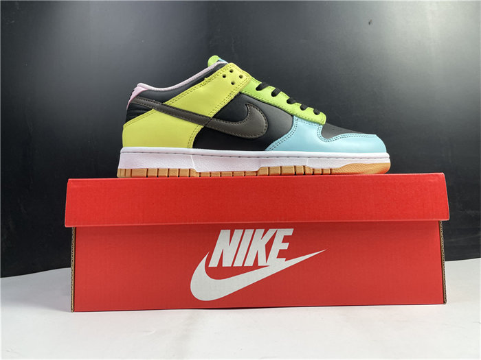 NK Dunk Low Free 99 Black DH0952-001 detail 7