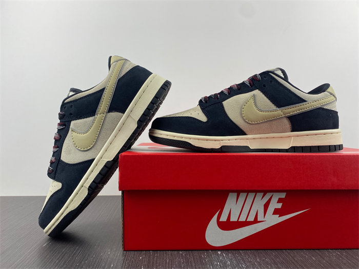 NK Dunk Low Pink Suede DV3054-001 detail 2