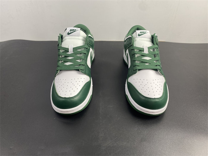 NK Dunk Low Michigan State DD1391-101 detail 4