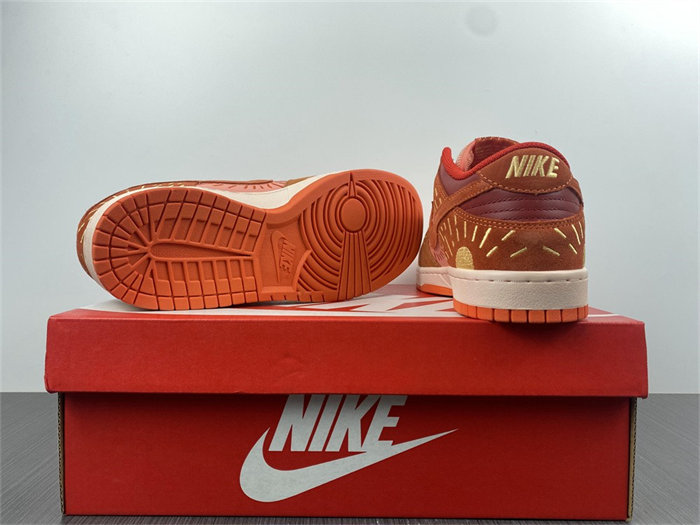 NK Dunk Low NH Winter Solstice DO6723-800 detail 6