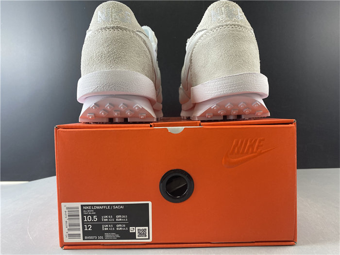 NK LD Waffle sacai White Nylon BV0073-101 detail 5