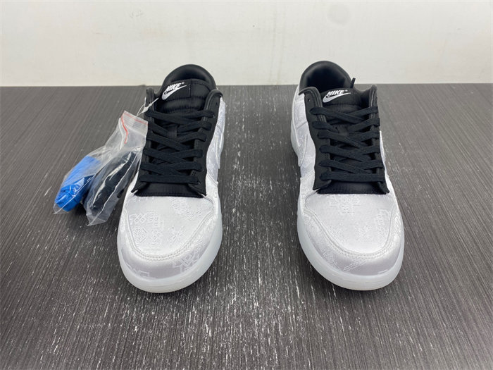 NK Dunk Low CLOT Fragment White FN0315-110 detail 5