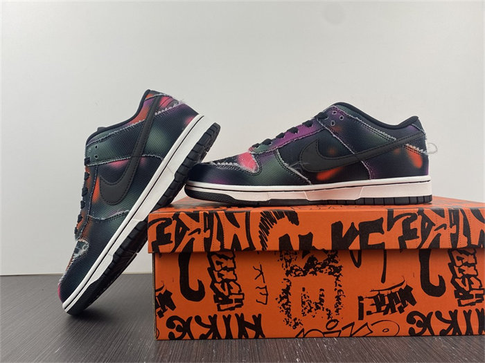 NK Dunk Low Graffiti Pink DM0108-002 detail 2