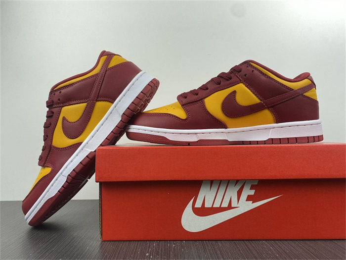 NK Dunk Low Midas Gold DD1391-701 detail 2