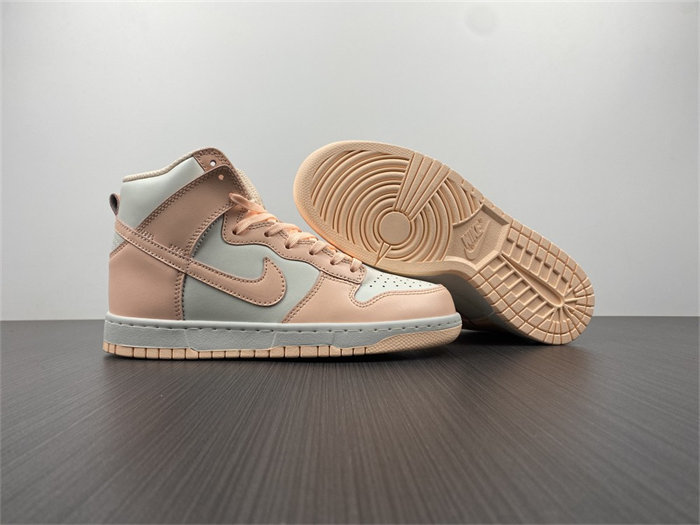 NK Dunk High Sail Crimson Tint DD1869-104 detail 3