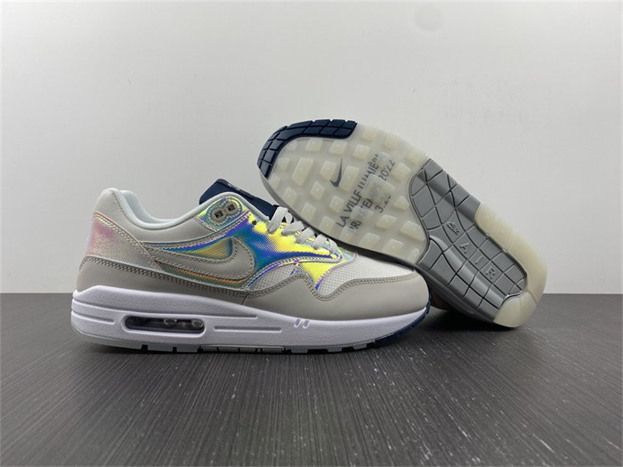 NK Air Max 1 AMD La Ville Lumière DQ9326-100 detail 3