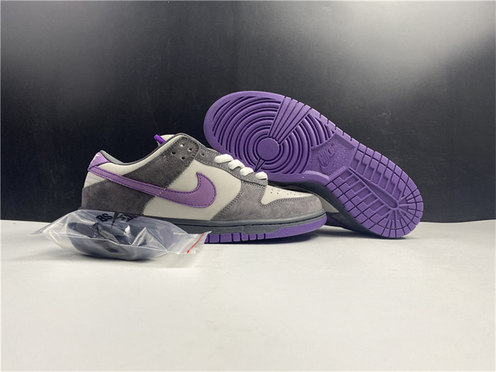 NK Dunk SB Low Purple Pigeon 304292-051 detail 3