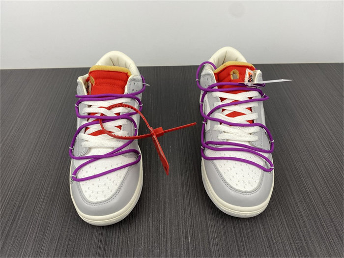 NK Dunk Low OW Lot 45 DM1602-101 detail 4