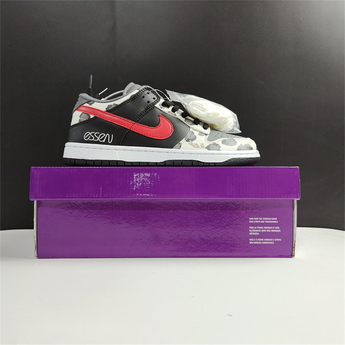 NK DUNK ESSEN CU1727-006 detail 2