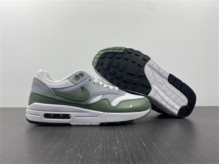 NK Air Max 1 Spiral Sage DB5074-100 detail 3