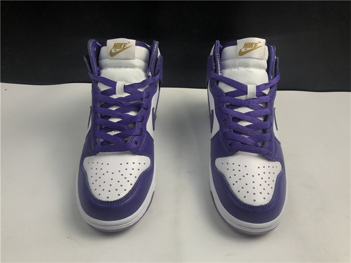 NK Dunk High SP Varsity Purple DC5382-100 detail 4