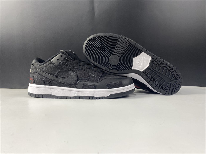 NK SB Dunk Low Wasted Youth DD8386-001 detail 3