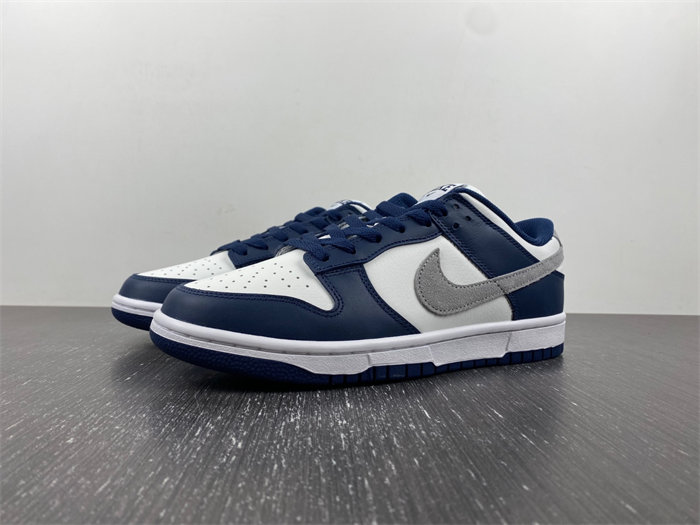 NK Dunk Low Summit White Midnight Navy FD9749-400 detail 7