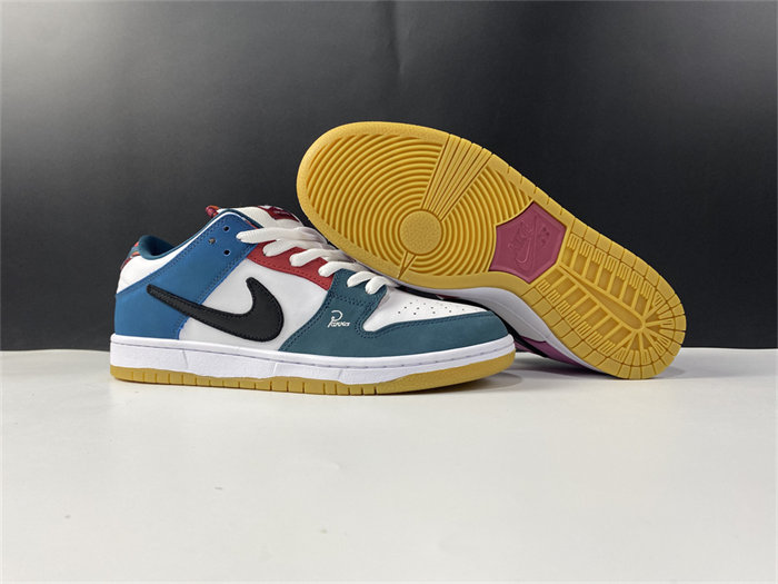 NK Dunk SB Low Pro QS Parra DH7695-100 detail 3