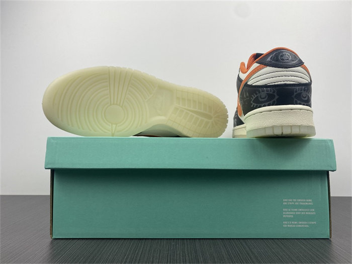 NK Dunk Low PRM Halloween DD3357-100 detail 6