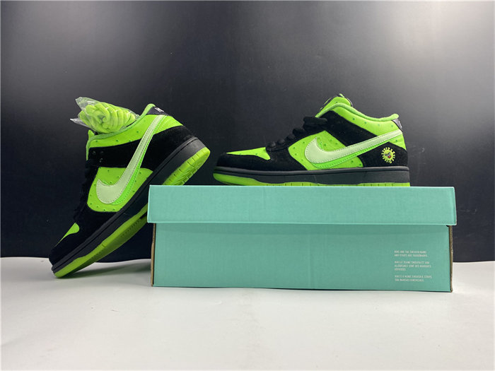 NK SB Dunk Low BQ6817-003 detail 2