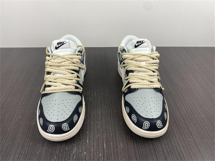NK Dunk Low RETRO DD1503-109 detail 4