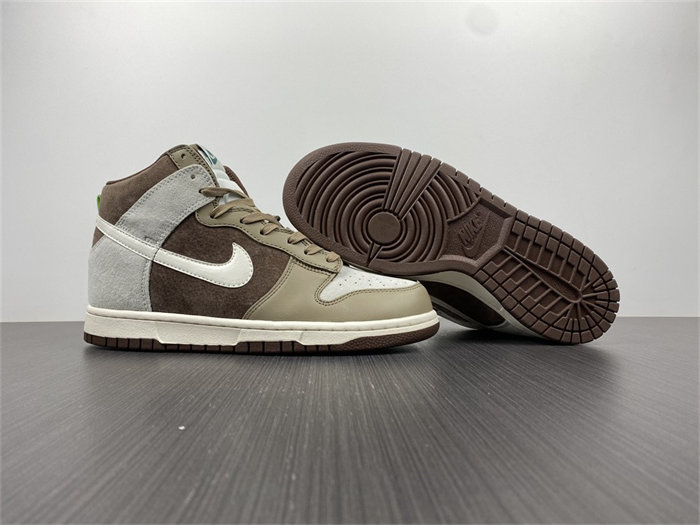 NK Dunk High Light Chocolate DH5348-100 detail 3