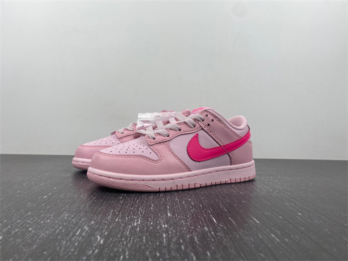 NK Dunk Low Triple Pink DH9756-600 detail 7
