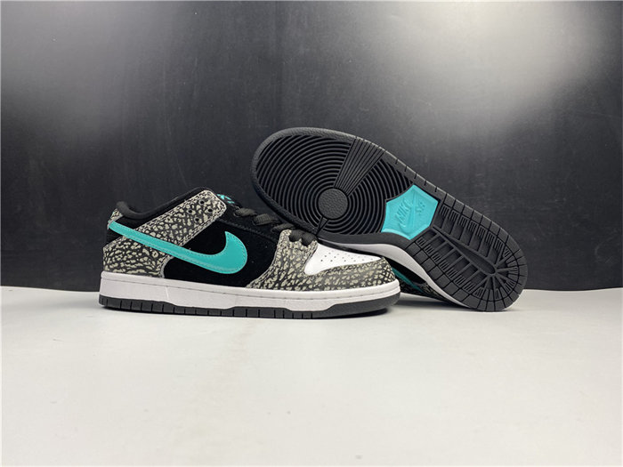 NK SB Dunk Low atmos Elephant BQ6817-009 detail 3