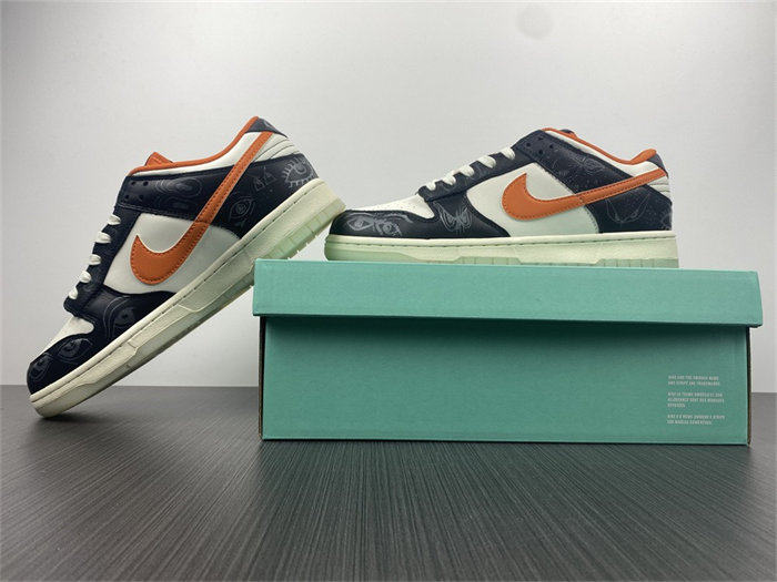 NK Dunk Low PRM Halloween DD3357-100 detail 2