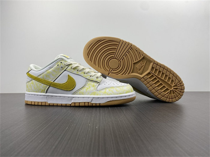NK Dunk Low Yellow Strike DM9467-700 detail 3