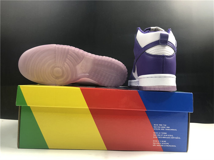 NK Dunk High SP Varsity Purple DC5382-100 detail 6